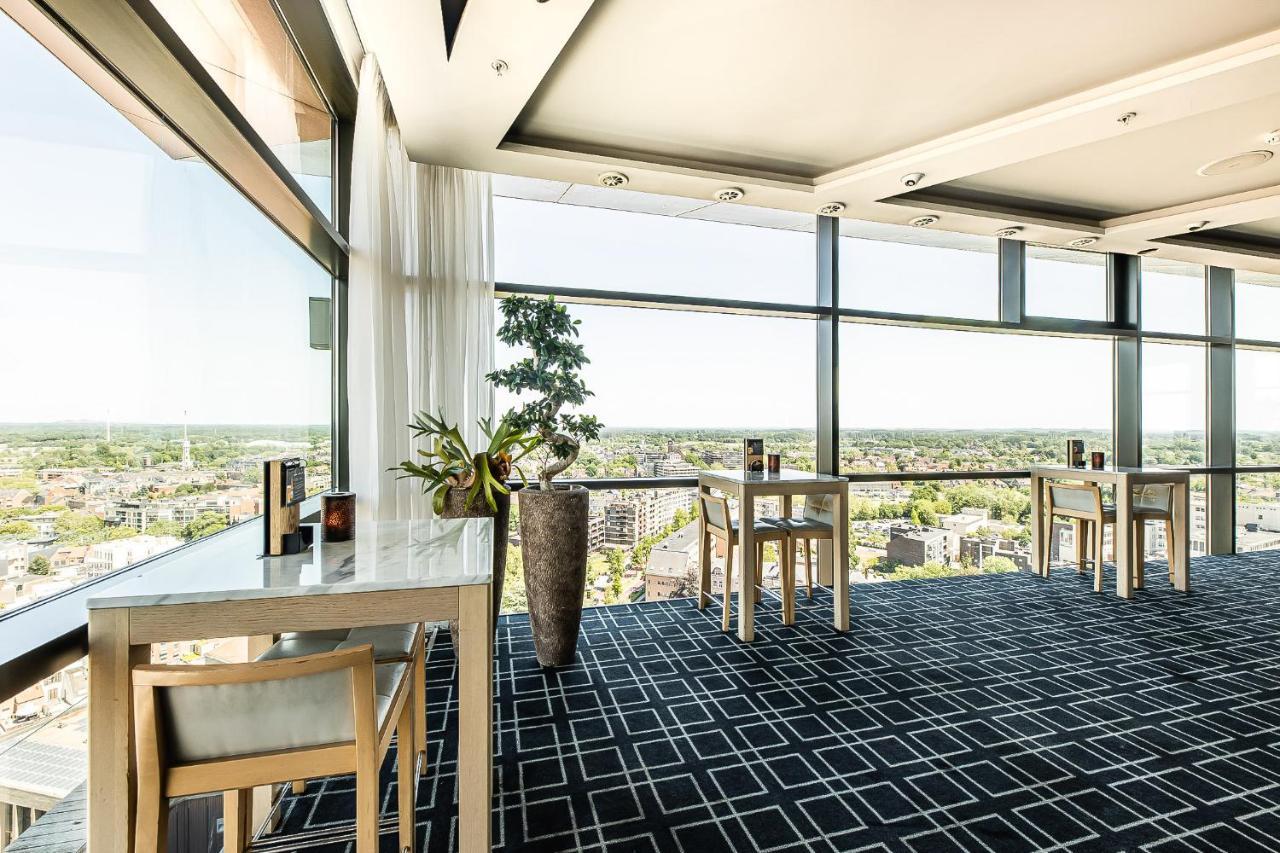 Hotel Radisson Blu Hotel, 4*